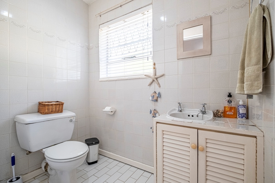 3 Bedroom Property for Sale in Summerstrand Eastern Cape